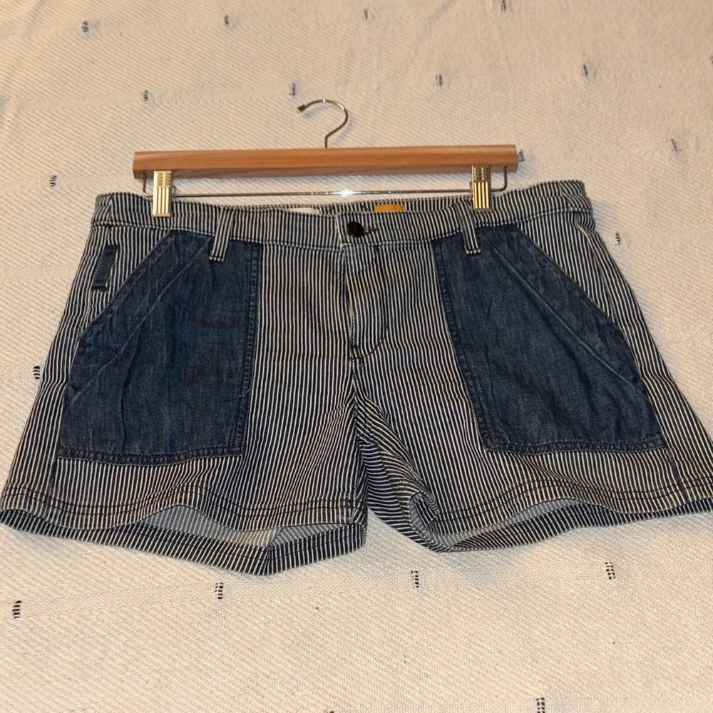 Pilcro Railroad Stripe Denim Shorts Size 31 - Picture 15 of 15